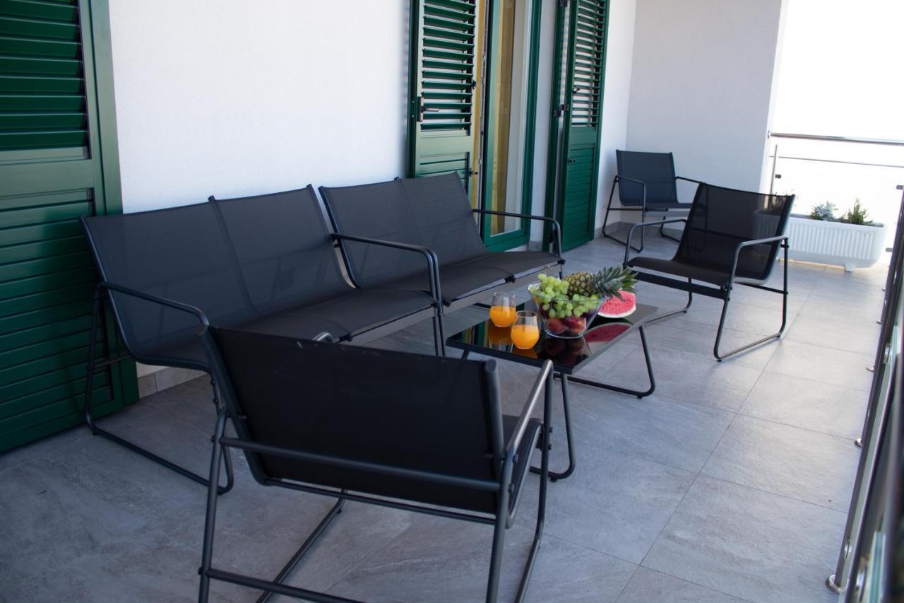 Villa Koraljka Vodice Zewnętrze zdjęcie